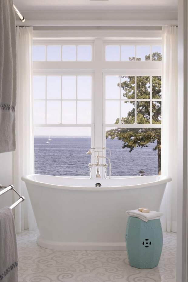 20+ наглядных доказательств того, что окно в ванной - это кайф 