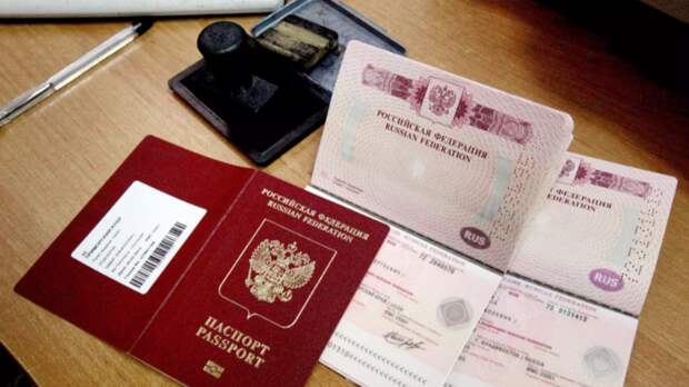 МВД опровергло слухи о массовой эмиграции из-за загранпаспортов