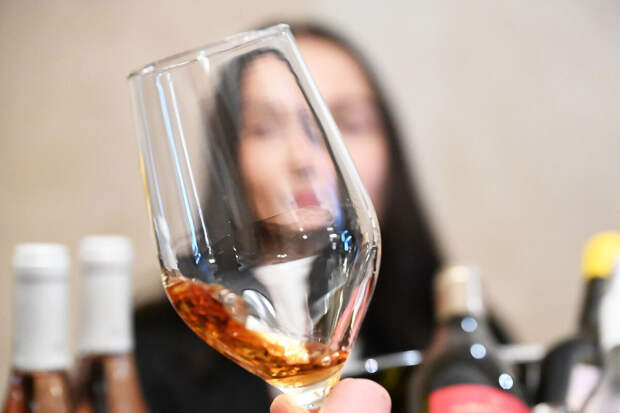 Daily Mirror: женщины более уязвимы к низким дозам алкоголя, чем считалось