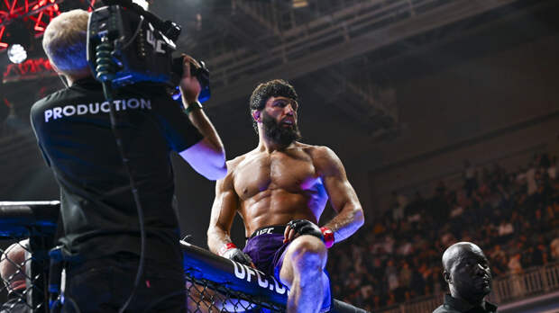 Царукян: я готов драться под флагом США на турнире в Белом доме