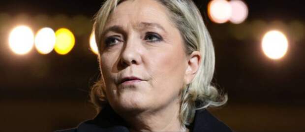 Депутаты погружают Францию в миграционный кризис — Марин Ле Пен