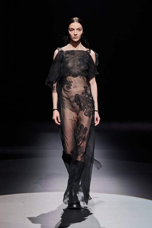 Valentino осень-зима 2021/22