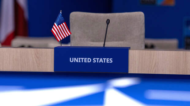 Столтенберг не исключил, что США могут покинуть НАТО