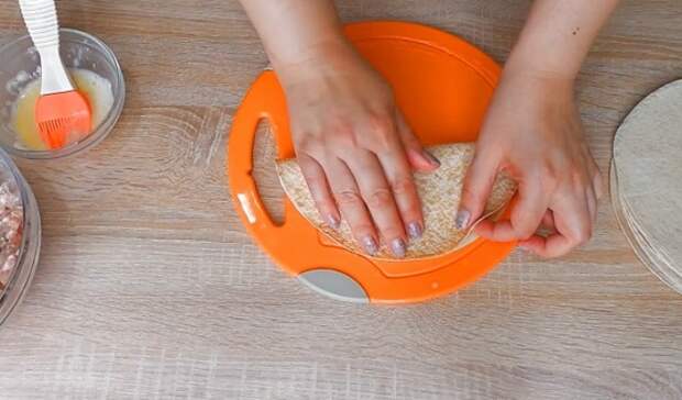 Формируем чебурек.