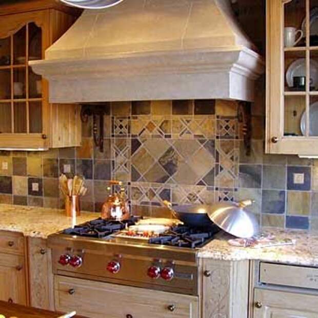 мозаика на рабочей стенке кухни