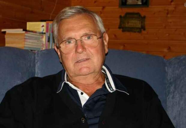 Первый глава МИД Латвии Янис Юрканс Первый глава МИД Латвии Янис Юрканс