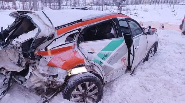 В Татарстане проводят проверку по факту столкновения поезда с авто