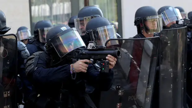 Во французском Лурде спецназ проводит операцию