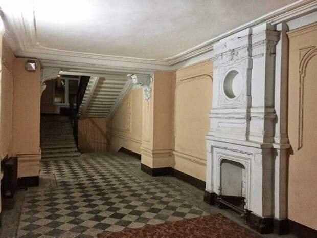 Эти парадные язык не повернётся назвать подъездами Эти парадные язык не повернётся назвать подъездами Парадная изысканность подъезд прикол юмор
