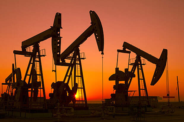 Поставки нефти РФ достигли максимума за последние четыре месяца