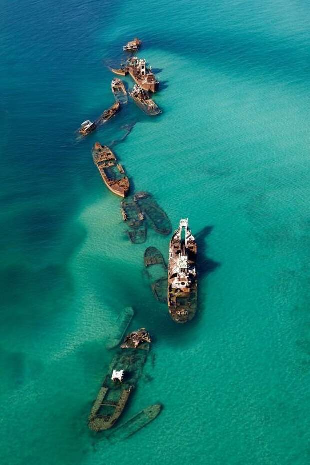 Остров Мортон (Moreton Island) — песчаный остров, неподалёку от Брисбена, Австралия. Это один из австралийских национальных заповедников. выброшенные, жизнь, катастрофа, корабли, красота, невероятное