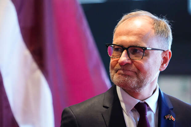 Министр обороны Латвии Спрудс прервал визит на Украину из-за падения дрона ВСУ