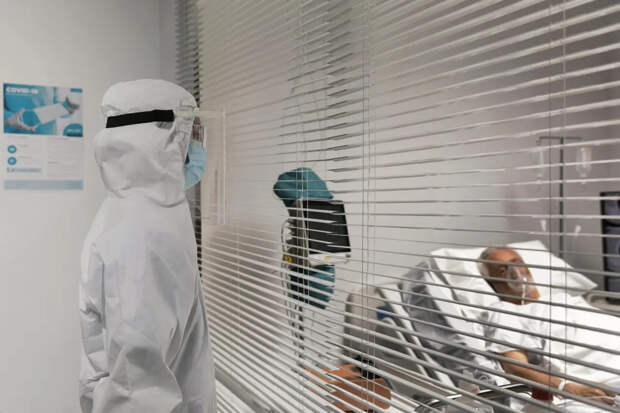 Стоимость детокс-капельниц выросла в шесть раз перед Новым годом