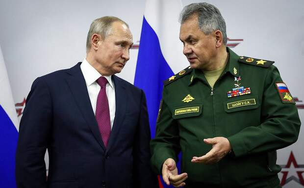 Кому Шойгу обязан своим прорывом? На вопрос о том, где был Шойгу до Путина, многие отрицательно покачают головой. Дескать, «не видели, не знаем».-3