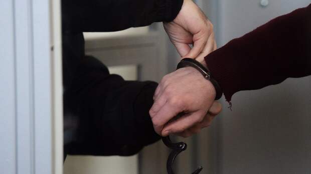Задержан напавший с ножом на священника в Калмыкии