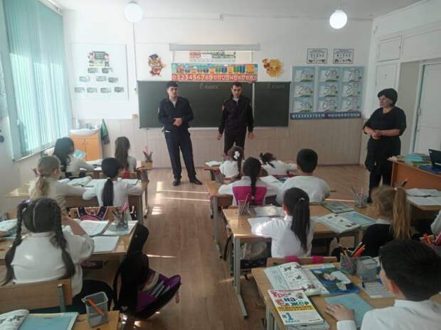 Светоотражающий жилет – друг юного пешехода зимой