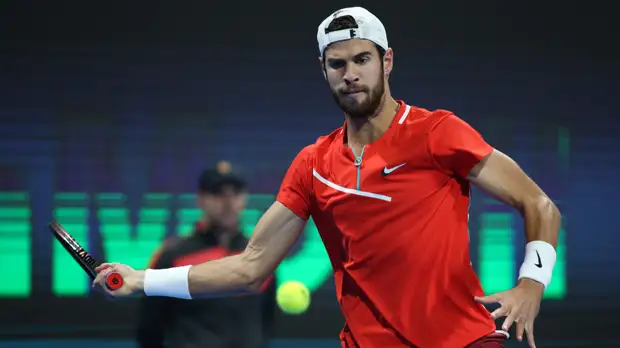 Ольховский оценил шансы Хачанова победить Джоковича на турнире ATP в Белграде