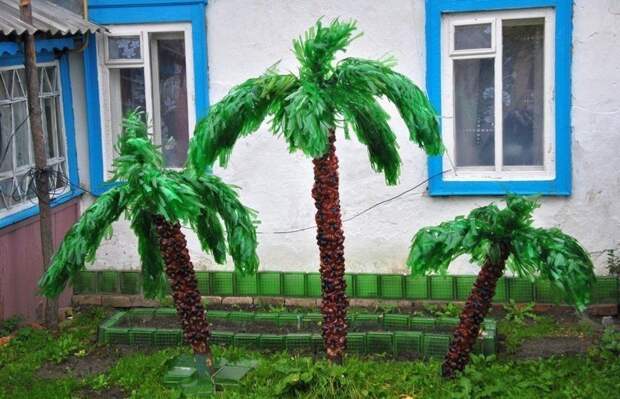 Русский климат пальмам не помеха бутылка, дизайн, жэк арт, пальма, пальма из бутылок, улица, урбанистика, эстетика. город