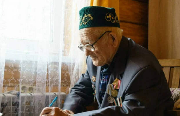 Ветеран войны и болельщик «Ак Барса»: ушел из жизни Габдрахман Сафин