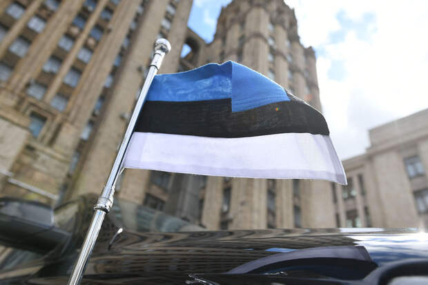 ERR: Эстонский патрульный катер из-за поломки вынесло в российские воды