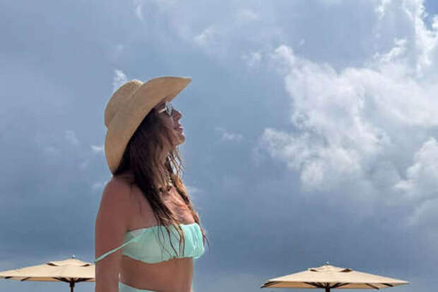 «Я иногда расстраиваюсь»: Наталья Подольская обнародовала фото без белья