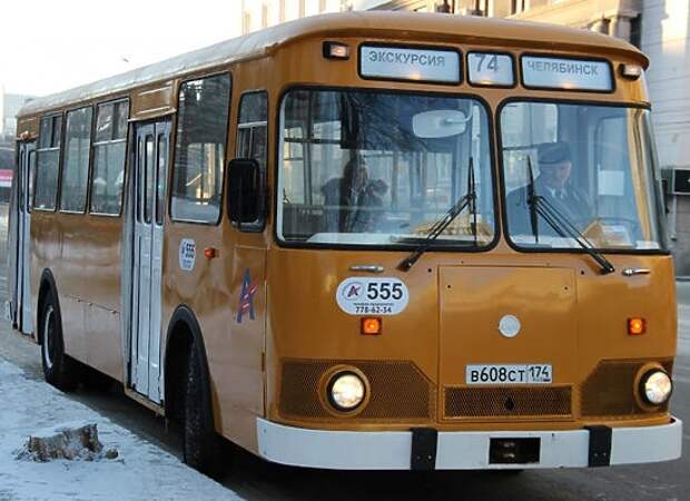 В Челябинске появился первый экскурсионный автобус