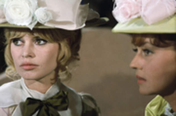 Брижит Бардо(Brigitte Bardot) на съемках фильма Viva Maria! (1965).
