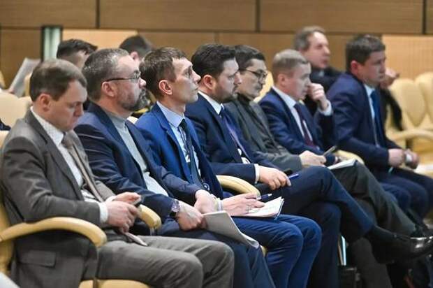 В Кронштадте готовятся к Международному военно-морскому салону «ФЛОТ-2026»