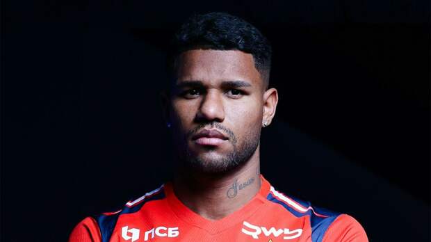 Этот мощный трансфер ЦСКА стал проблемой. Нового защитника Рейса нельзя было брать для такой игры