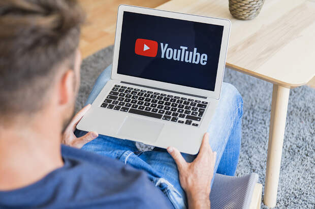 Роскомнадзор призвал Google снять ограничения с YouTube-канала RT