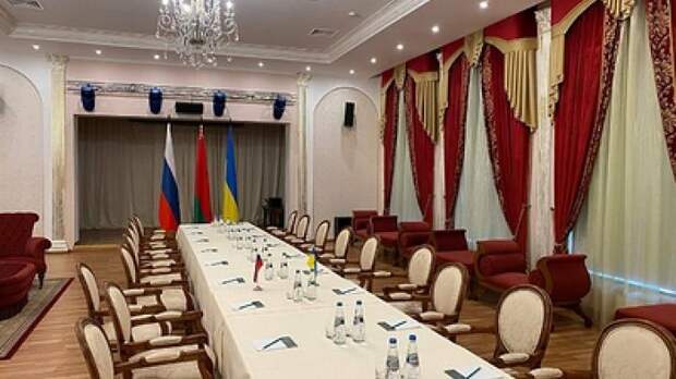 В переговорах РФ и Украины все заглохло — Ушаков 