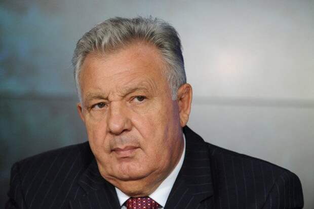От Сердюкова до Меня: российские чиновники, попавшие под следствие