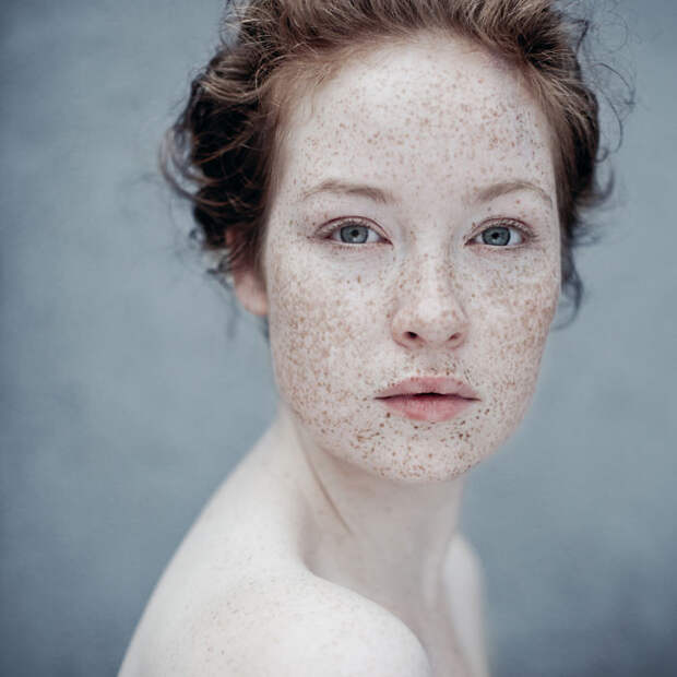 freckles-redheads-beautiful-portrait-photography-2-583565bad5406__700