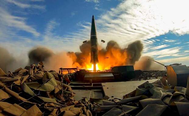 ВС РФ за неделю нанесли семь групповых ударов по военным объектам Украины