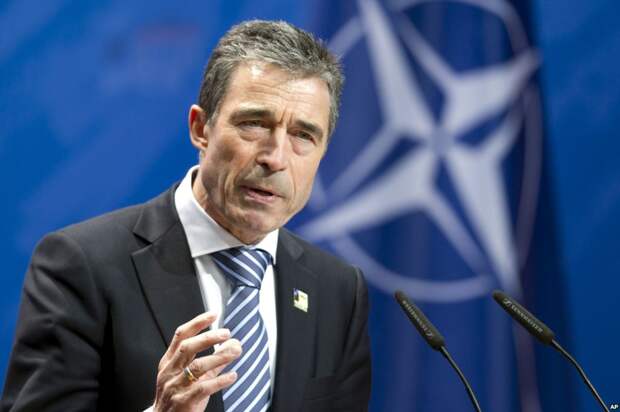 Экс-генсек НАТО решил, что США должны стать "мировым жандармом"