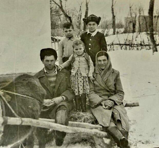 1960 год. Казахстан, с. Ургунтас.jpg 1960 год. Казахстан, с. Ургунтас.jpg