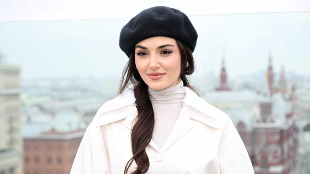 Ордер и паника: Ханде Эрчел спешит домой после громкого скандала