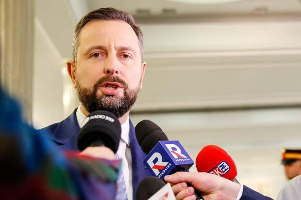 Министр обороны Польши потребовал от ЕС гранты на покупку оружия