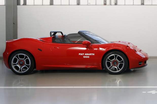 Уникальный родстер Abarth 1000 SP на базе 4C от Alfa Romeo