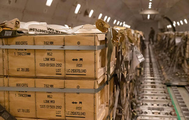 Чехия отказалась закупать у США оружие для Украины