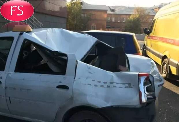 В реанимации, но живой: упавшего с 23-го этажа подростка спасло такси глупость, опасность, падение с высоты, подростки