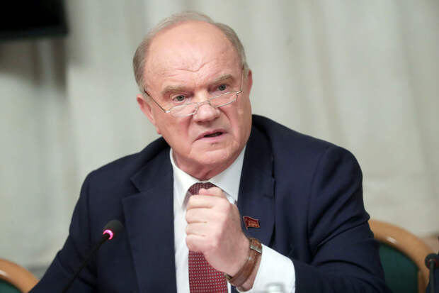 Зюганов заявил, что КПРФ воздержится от поддержки нынешнего состава кабмин
