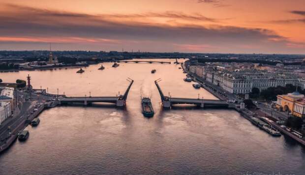 Трофеи футбольного клуба «Зенит» представят на выставке в Петербурге