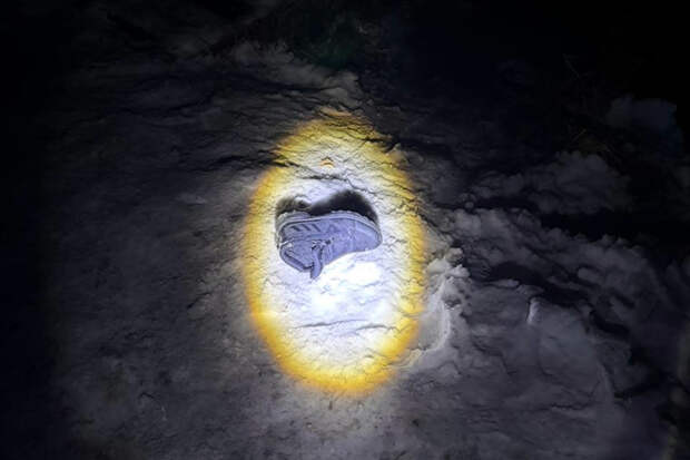 СКР опубликовал фото с места гибели двух юношей в Новосибирске