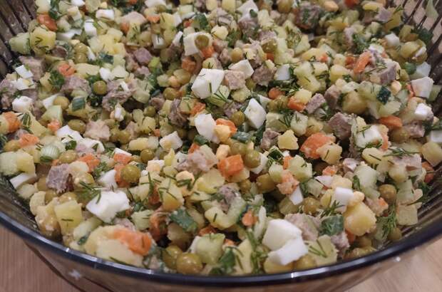 ГОСТа на оливье, борщ, окрошку и другие блюда русской кухни введут в России