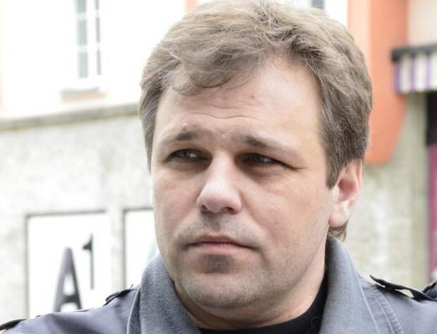Родион Мирошник: В стране беззакония Медведчук будет ждать законных решений суда?!