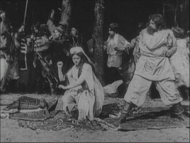 Разрушая стены: 5 фильмов, превращенных музыкой в манифесты