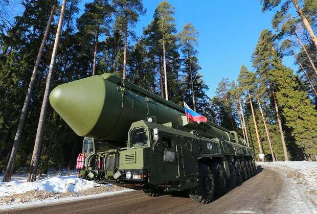 Подвижный грунтовый ракетный комплекс "Ярс" Владимир Смирнов/ТАСС