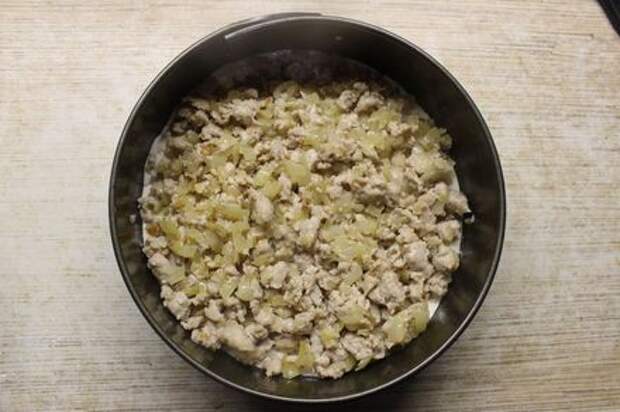 Пирог с мясом (тесто на кефире). Этап: 8