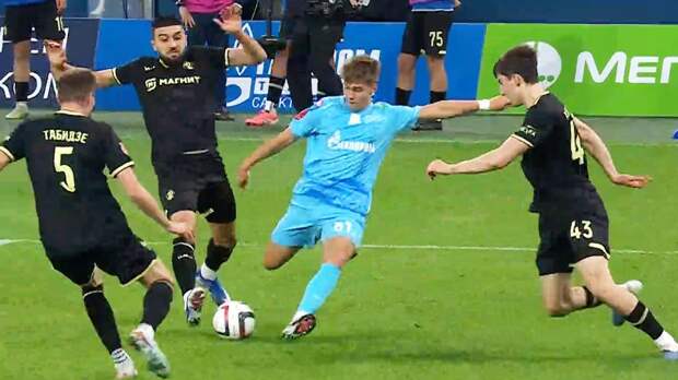 Отец игрока «Зенита» Кондакова: «Не получится звездная болезнь, по шапке получит»